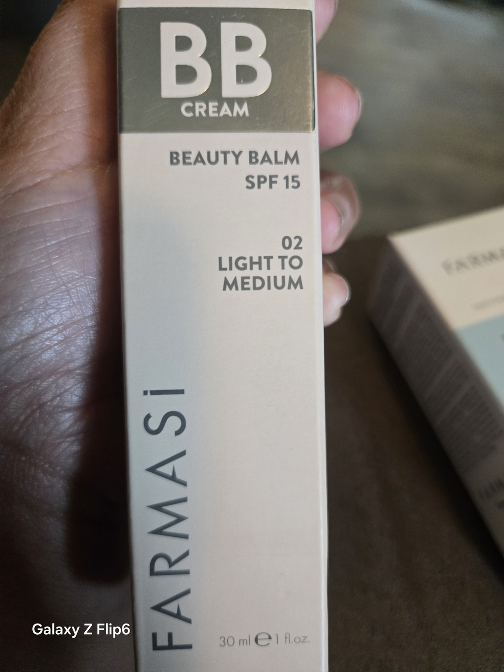 Farmasi BB Cream Beauty Balm SPF 15 - Light to Medium (02)